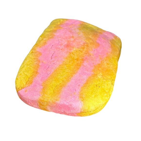 Lush x Beetlejuice Never Trust the Living Bubble Bath Bar Grapefruit Davana NWT - Picture 8 of 9
